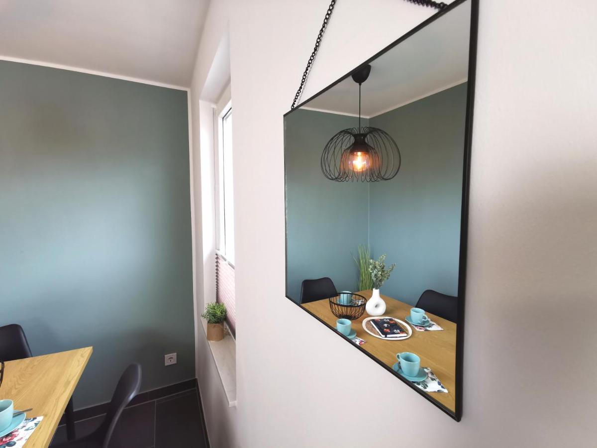 Bohnapartments Suedpark - Naehe Steigerwaldstadion - Gratis Parkplatz - Wlan - Vollausstattung Erfurt Luaran gambar